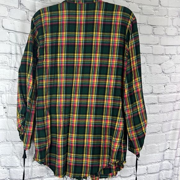 Savage Fenty plaid button up shirt top raw hem size medium - Picture 7 of 11